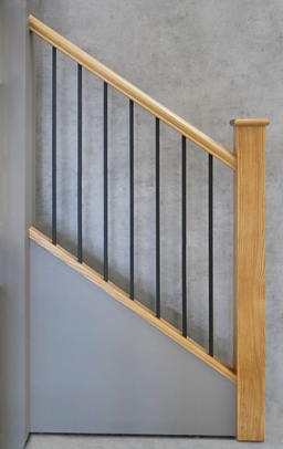 Black Plain Square Spindle